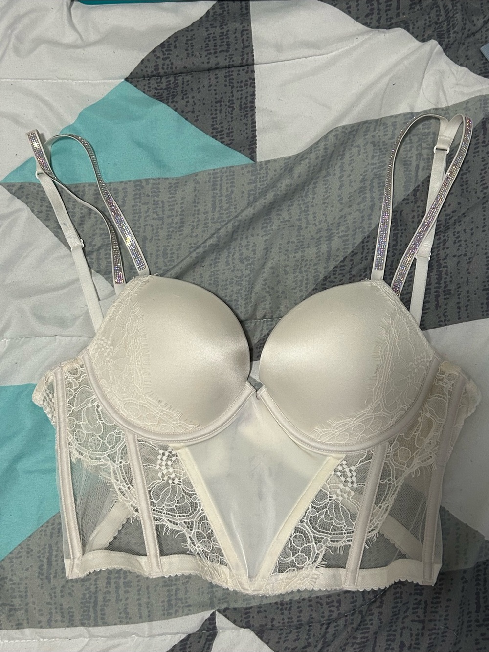 La Vie En Rose Cream Lace Longline Bodysuit Bra